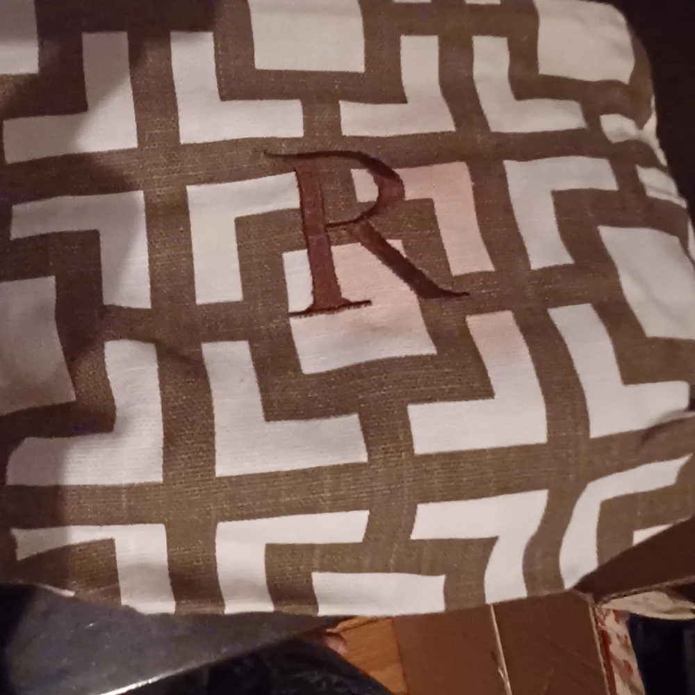 Jewelry/Makeup roll up organizer